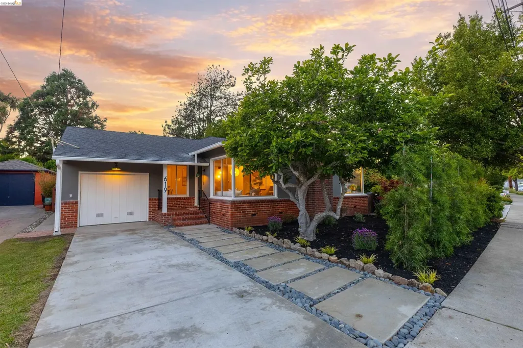 619 Ashbury Avenue El Cerrito CA 94530