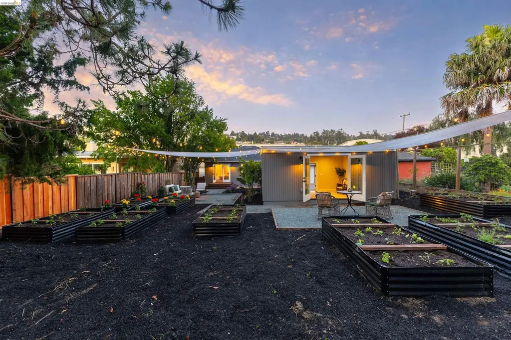 619 Ashbury Avenue El Cerrito CA 94530