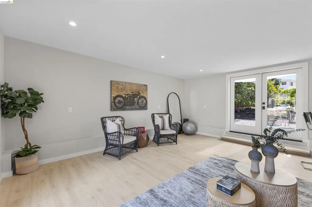 619 Ashbury Avenue El Cerrito CA 94530