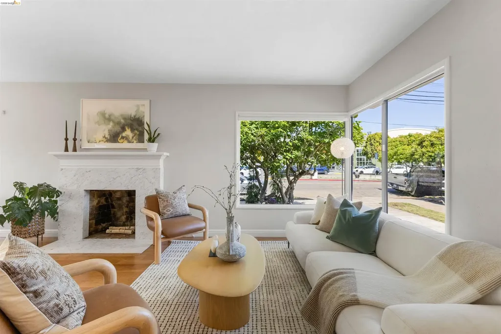 619 Ashbury Avenue El Cerrito CA 94530