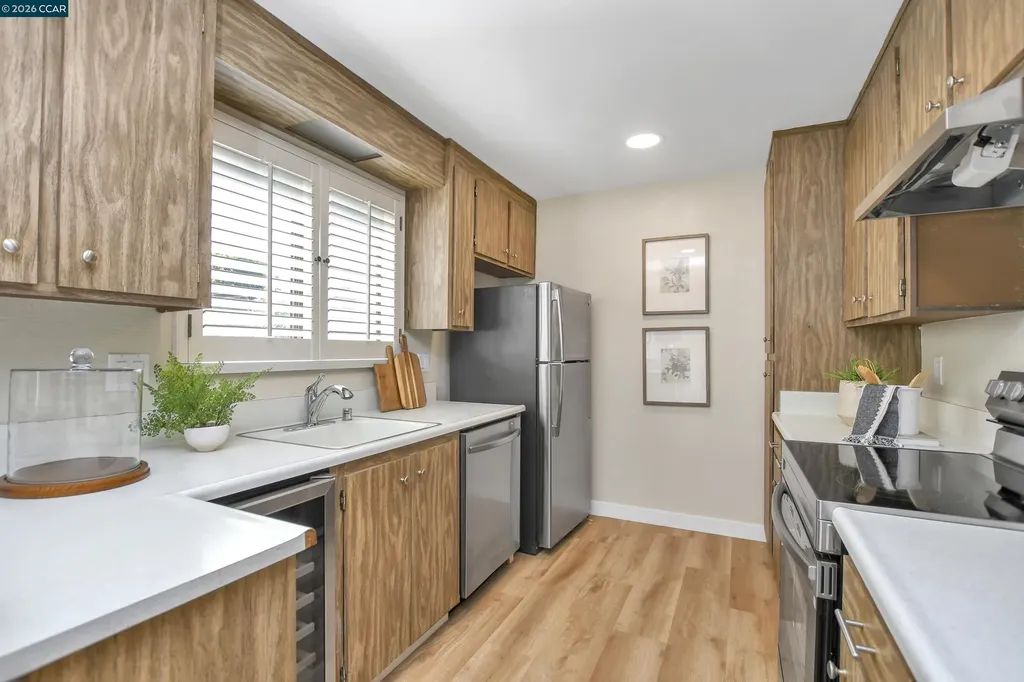 1550 Bancroft Avenue San Leandro CA 94577