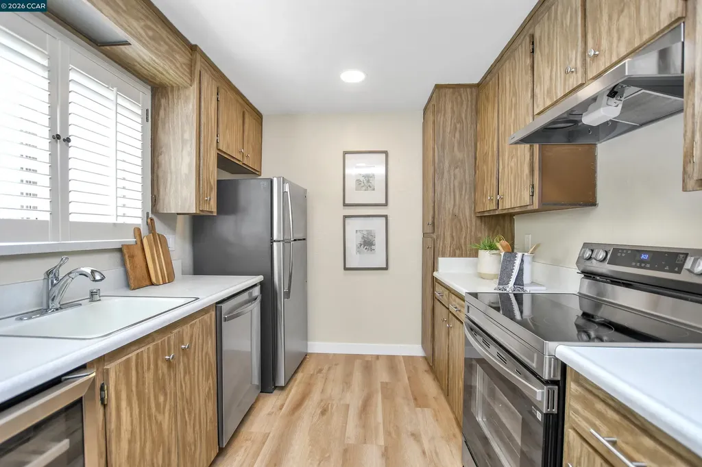 1550 Bancroft Avenue San Leandro CA 94577