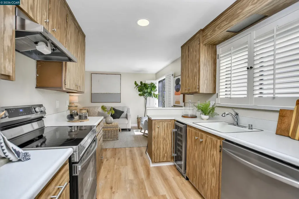 1550 Bancroft Avenue San Leandro CA 94577