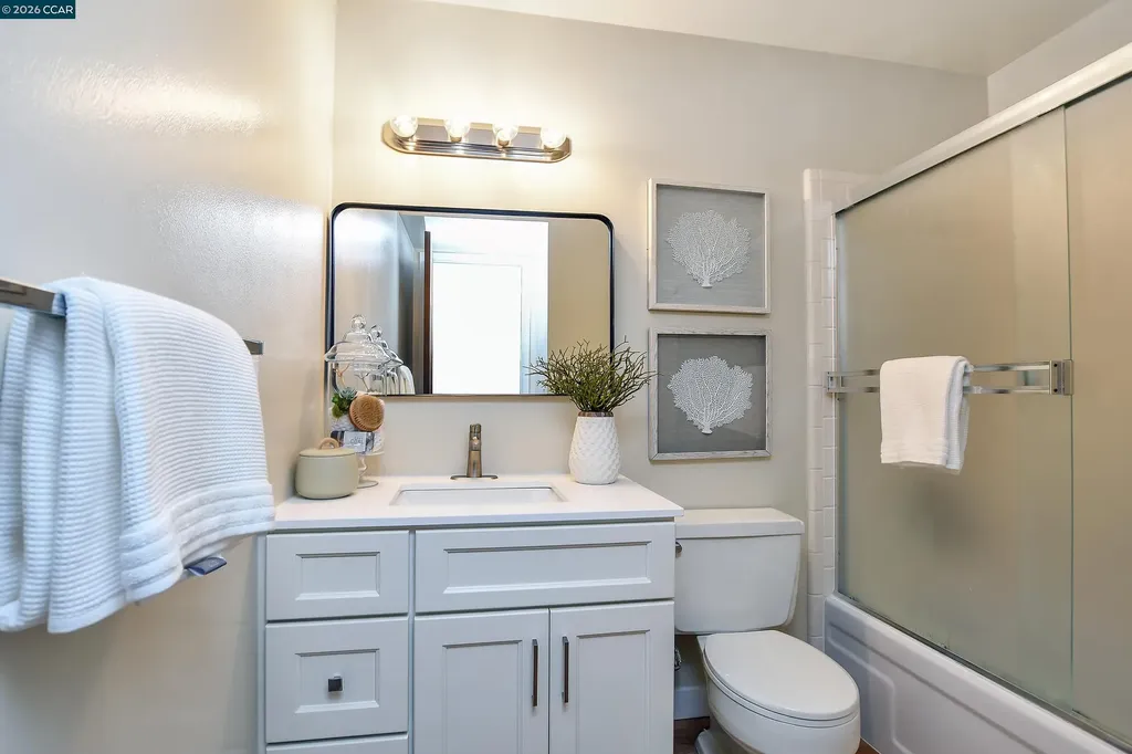 1550 Bancroft Avenue San Leandro CA 94577