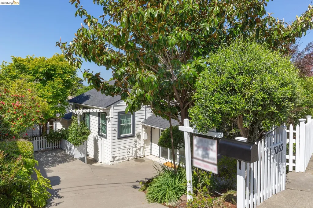 5283 Harbord Drive Oakland CA 94618