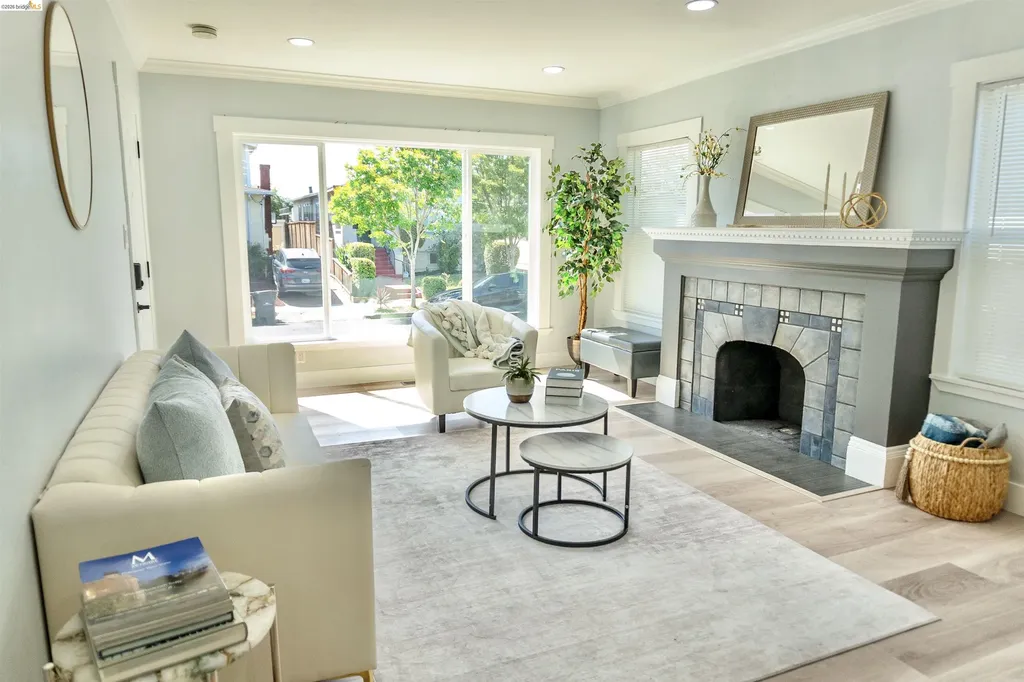 2427 67th Avenue Oakland CA 94605