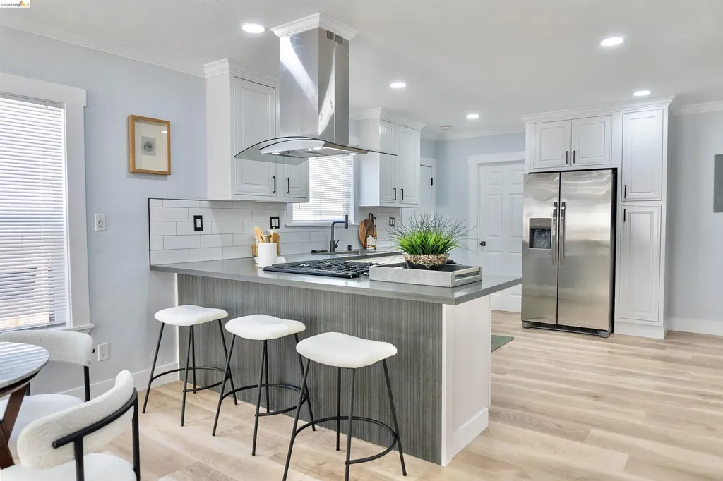 2427 67th Avenue Oakland CA 94605