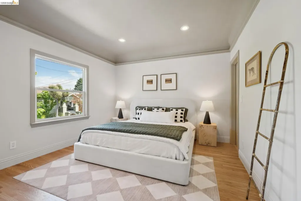933 56th Street Oakland CA 94608
