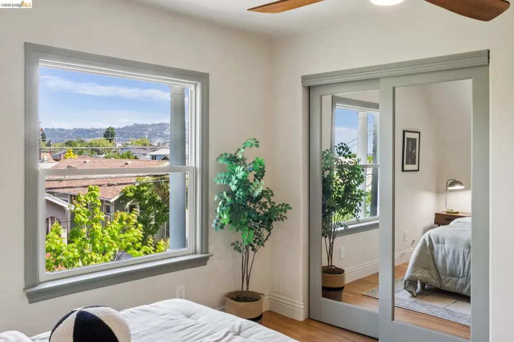 933 56th Street Oakland CA 94608