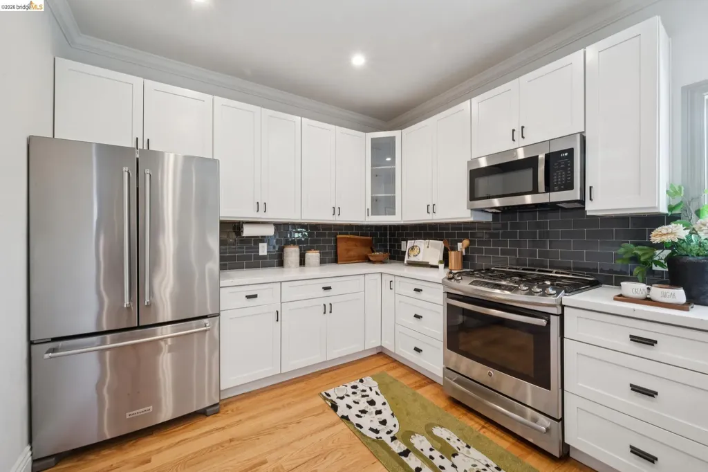 933 56th Street Oakland CA 94608