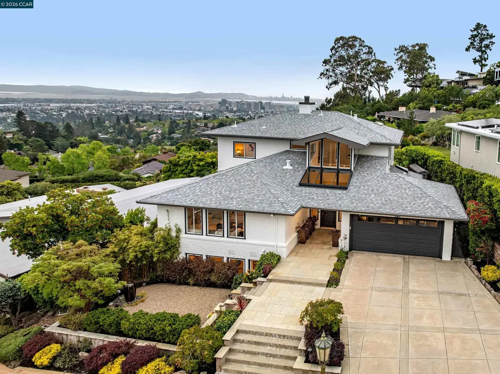 6841 Estates Drive Oakland CA 94611