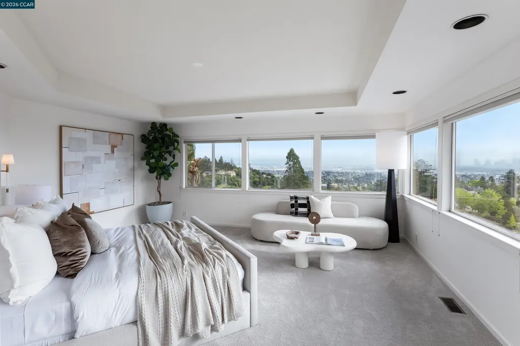 6841 Estates Drive Oakland CA 94611