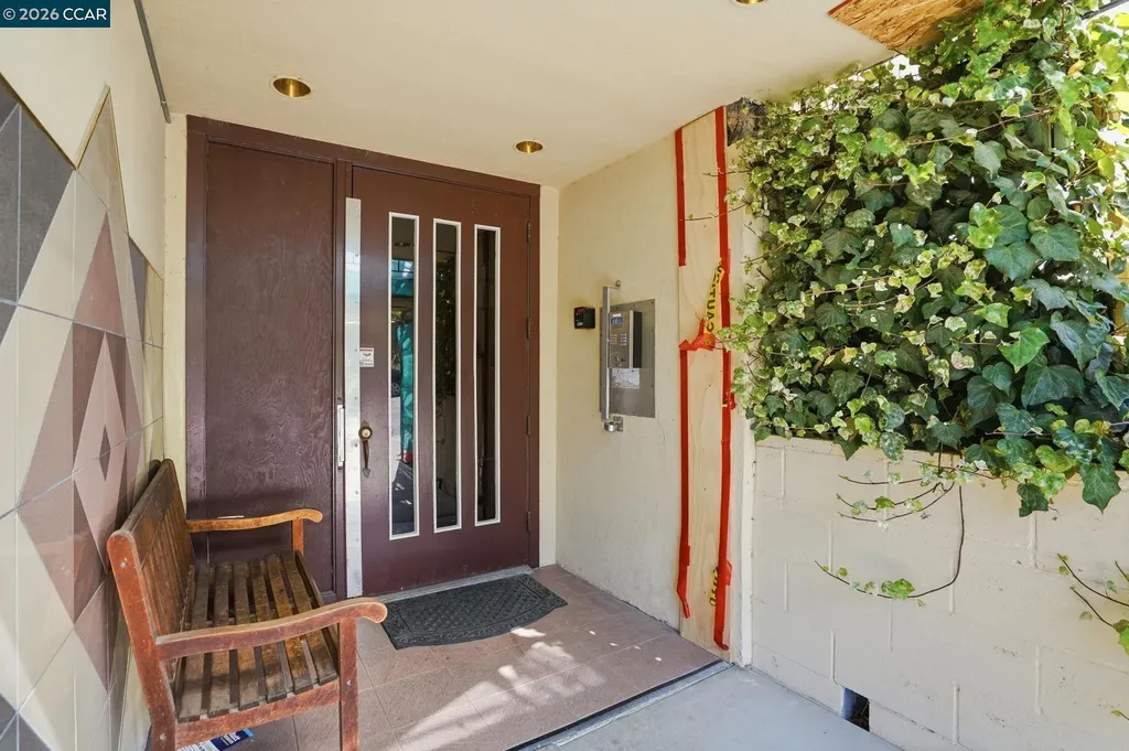 551 Jean Street Oakland CA 94610