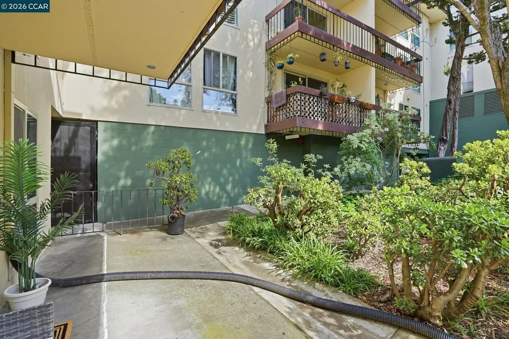551 Jean Street Oakland CA 94610