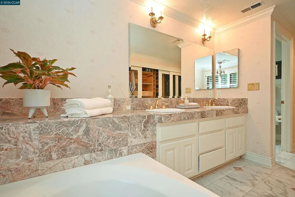 131 Shoshone Court Danville CA 94526