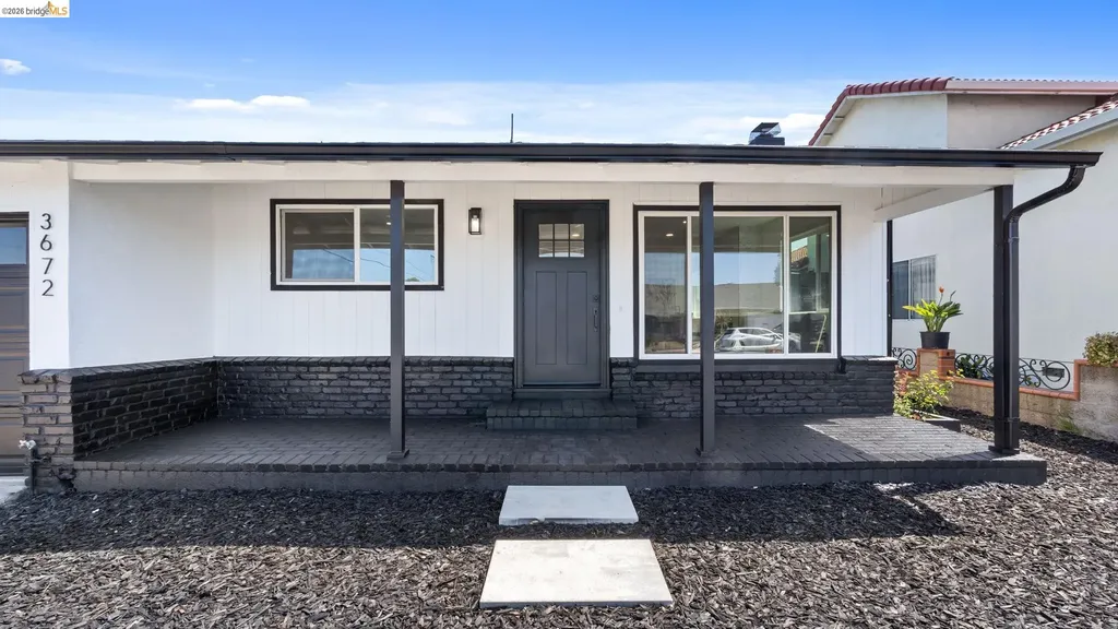 3672 Del Monte Way San Leandro CA 94578