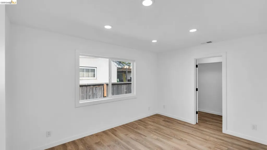 3672 Del Monte Way San Leandro CA 94578