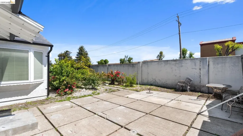 3672 Del Monte Way San Leandro CA 94578