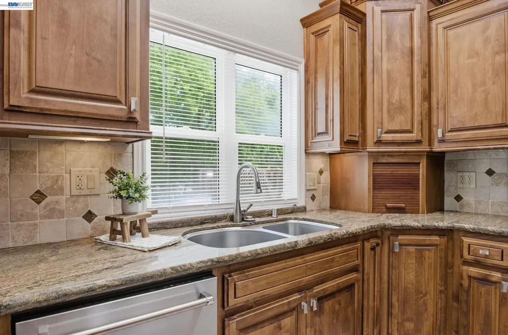 1782 Whitecliff Way Walnut Creek CA 94596