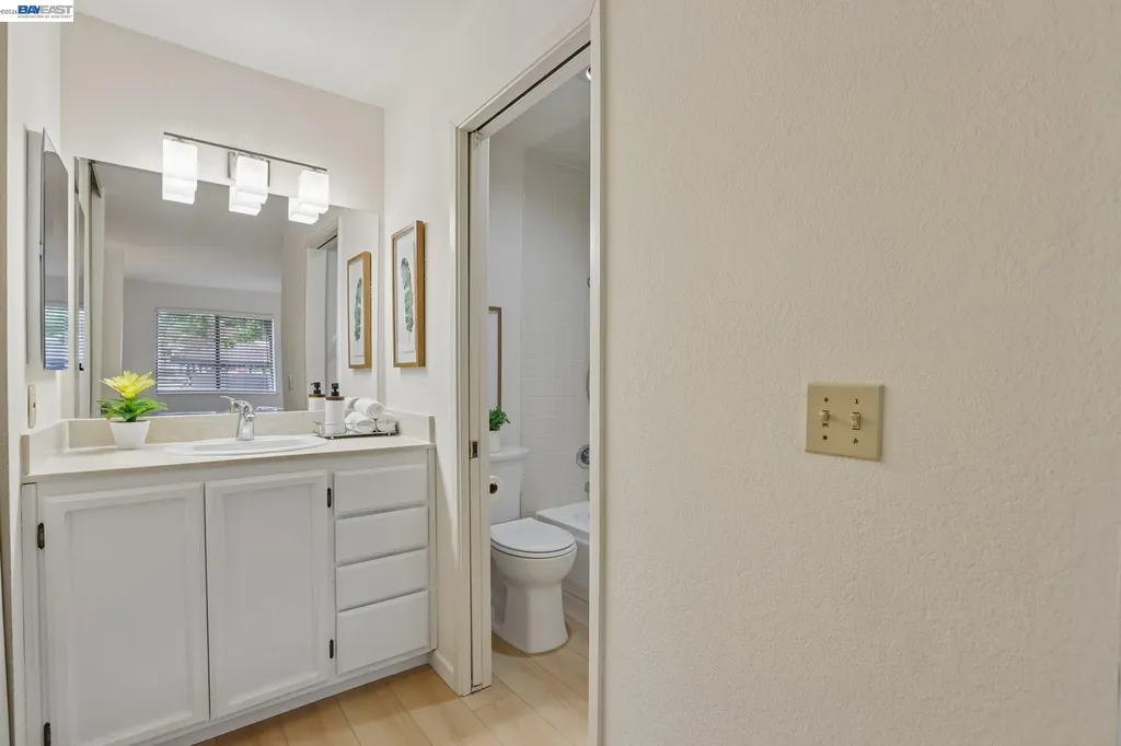 39743 Bissy Common Fremont CA 94538