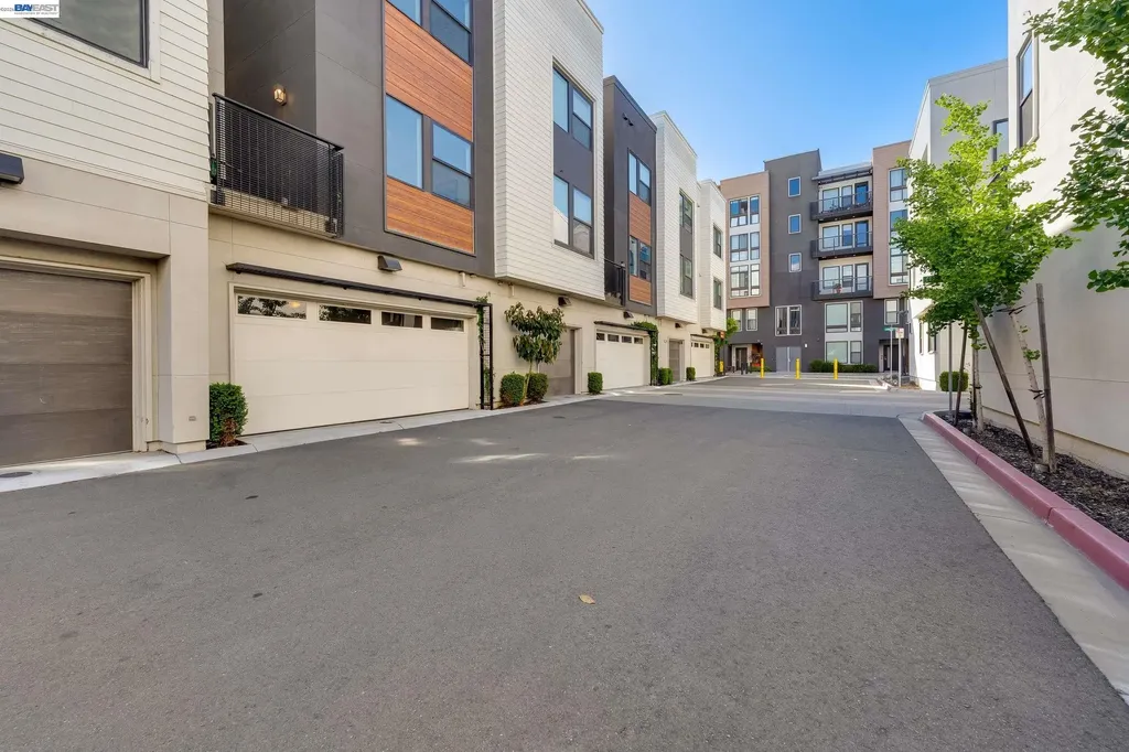 39150 Declaration Street Fremont CA 94538
