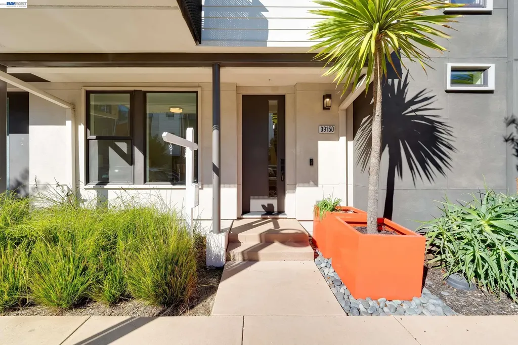 39150 Declaration Street Fremont CA 94538