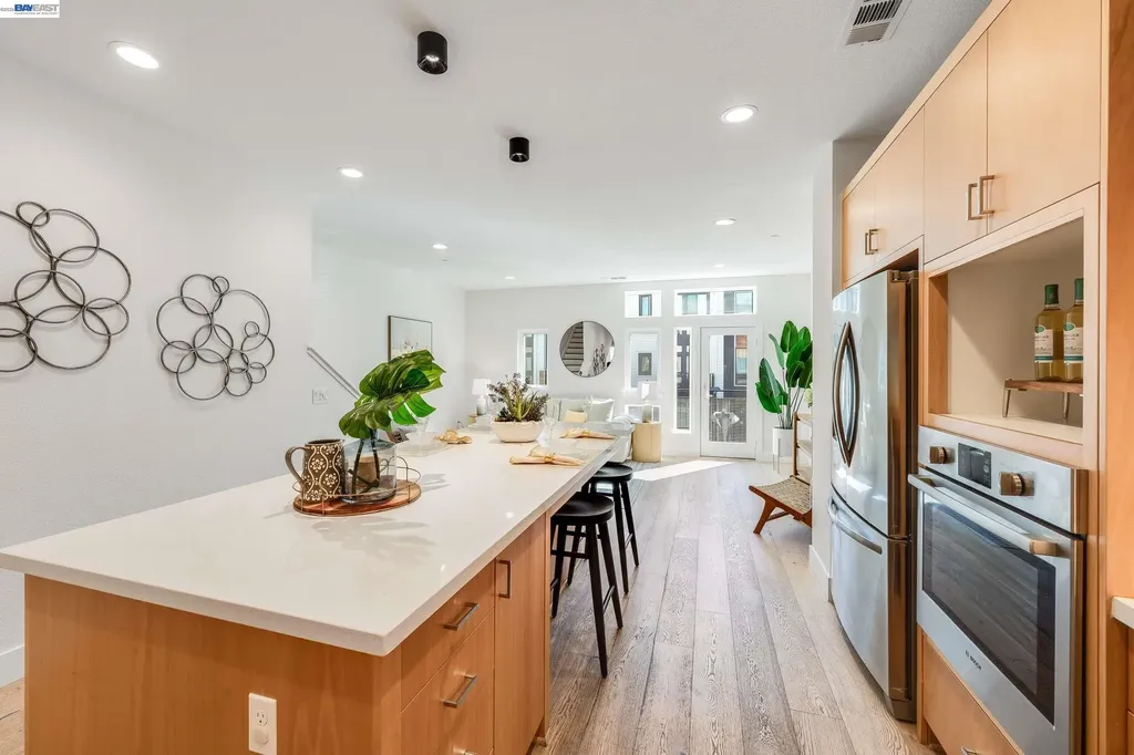 39150 Declaration Street Fremont CA 94538