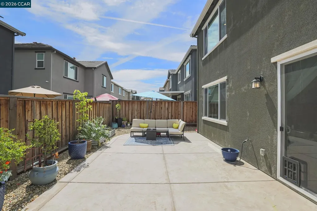 122 Granite Way Oakley CA 94561