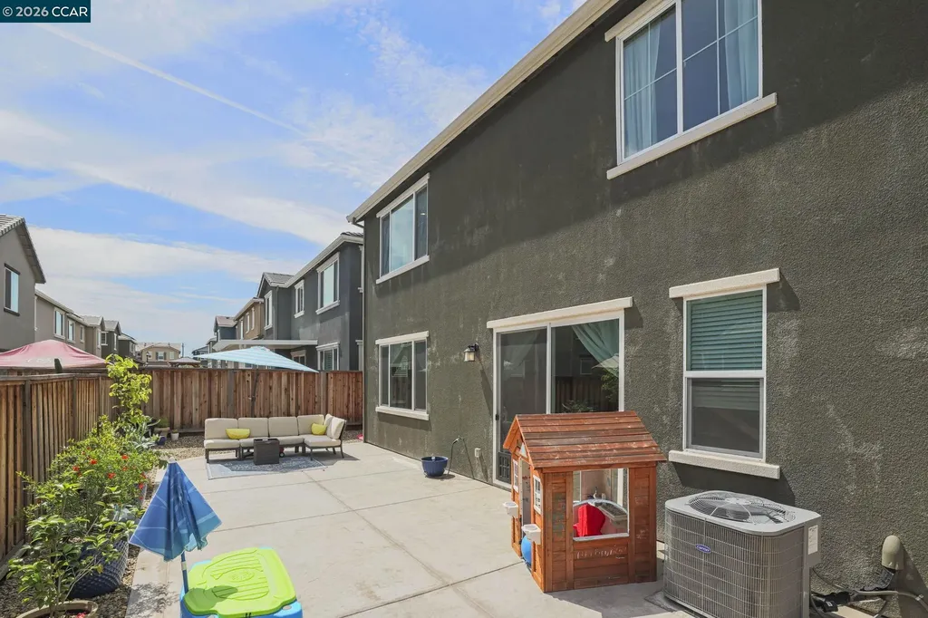 122 Granite Way Oakley CA 94561