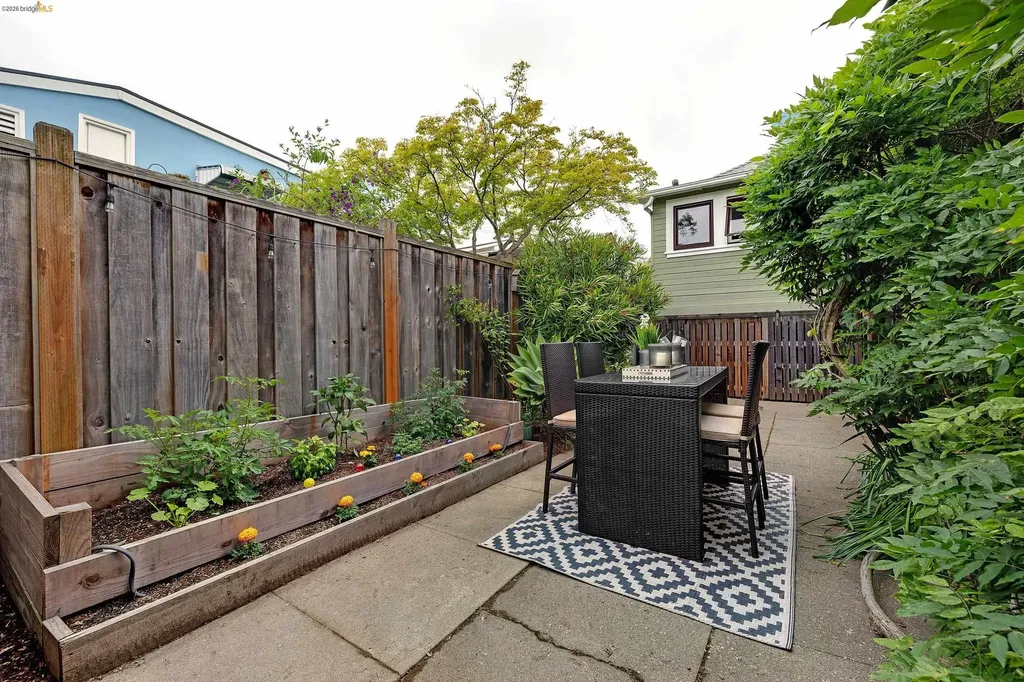 345 49th Street Oakland CA 94609