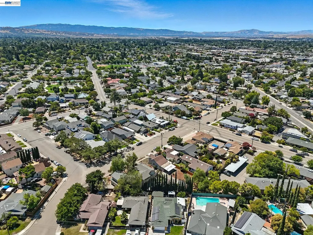 772 Mcleod Street Livermore CA 94550