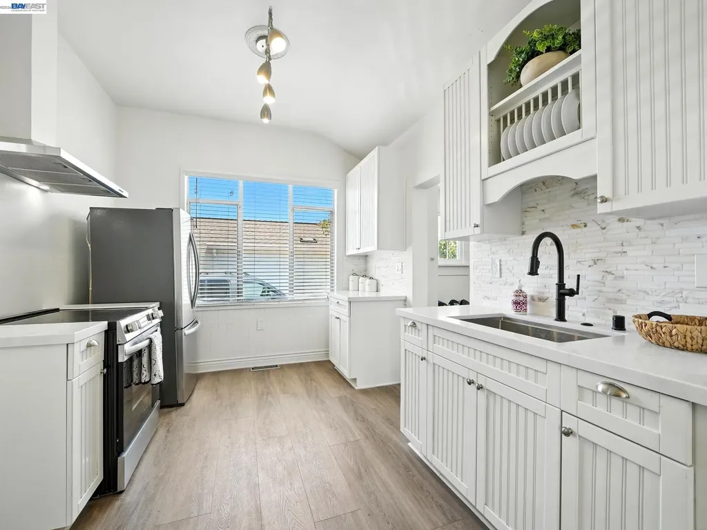 772 Mcleod Street Livermore CA 94550