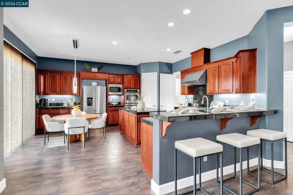4999 Piper Glen Terrace Dublin CA 94568