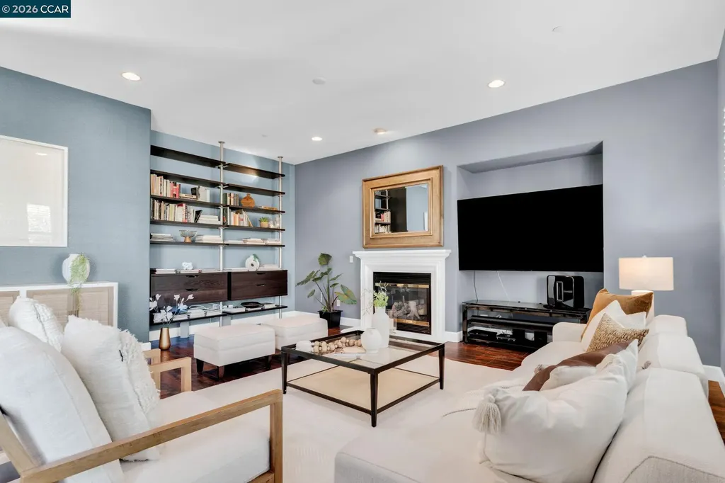 4999 Piper Glen Terrace Dublin CA 94568