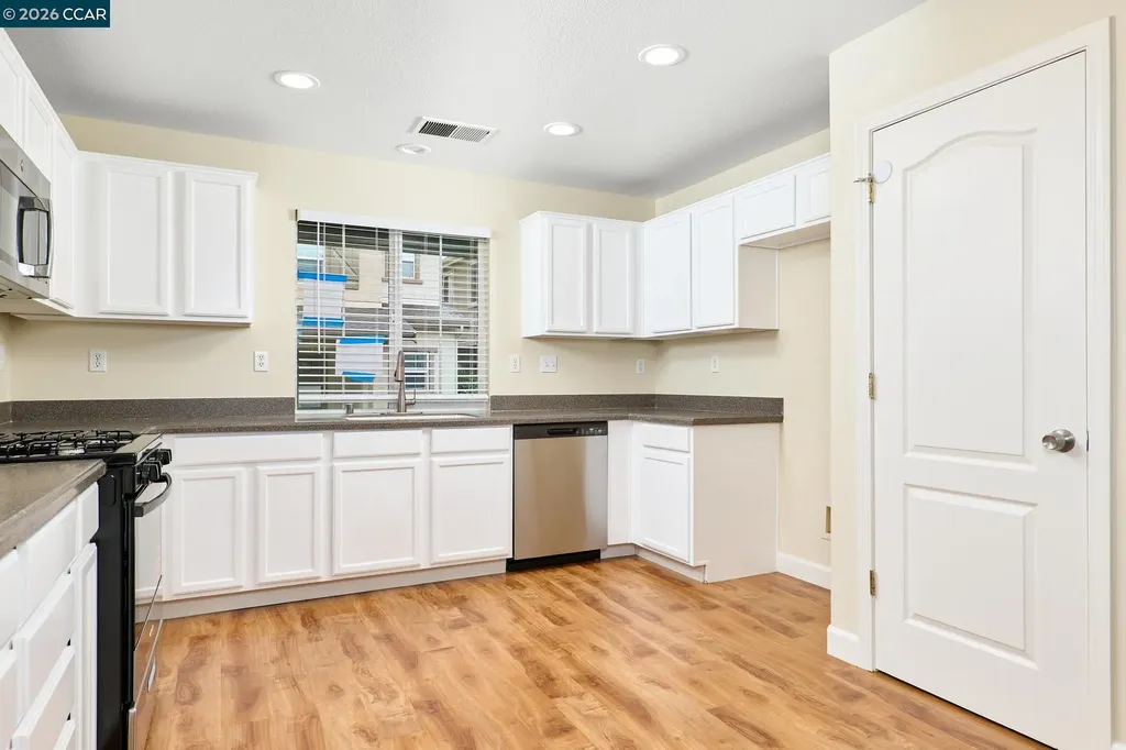 231 Whimbrel Circle Pittsburg CA 94565