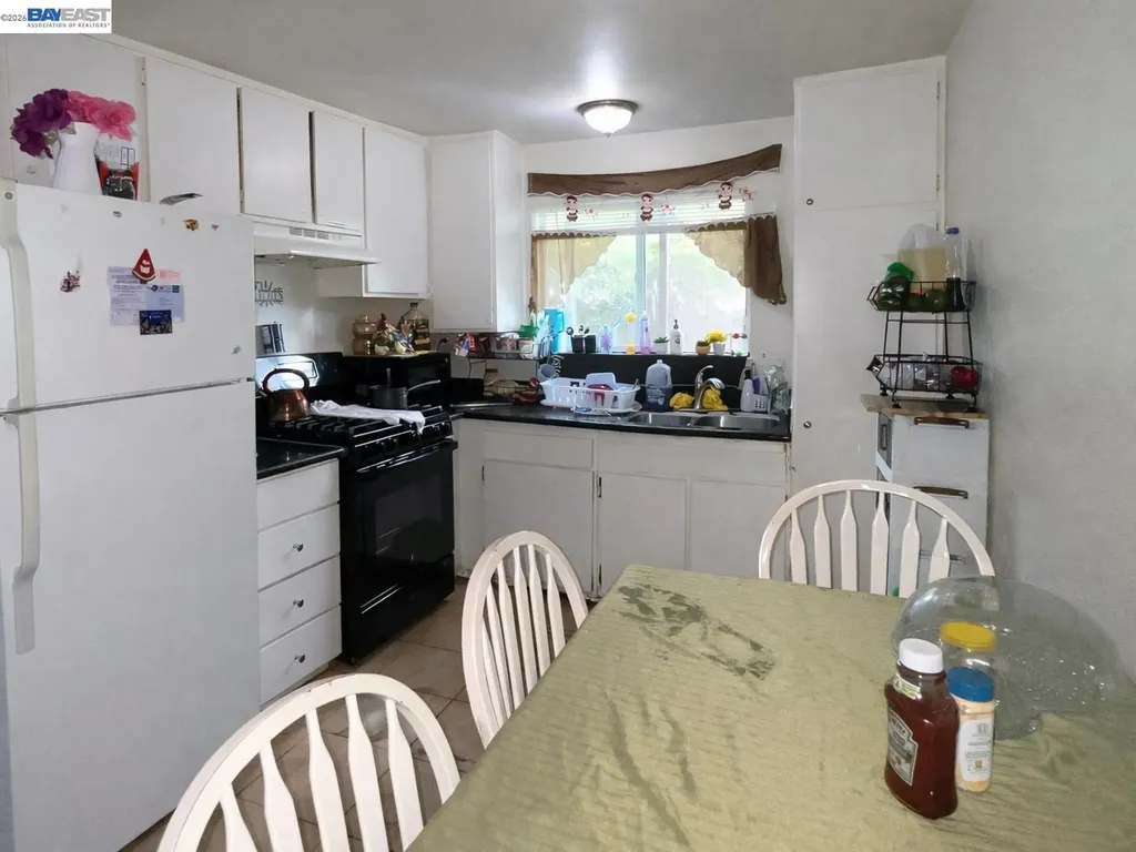 634 8th Street Richmond CA 94801