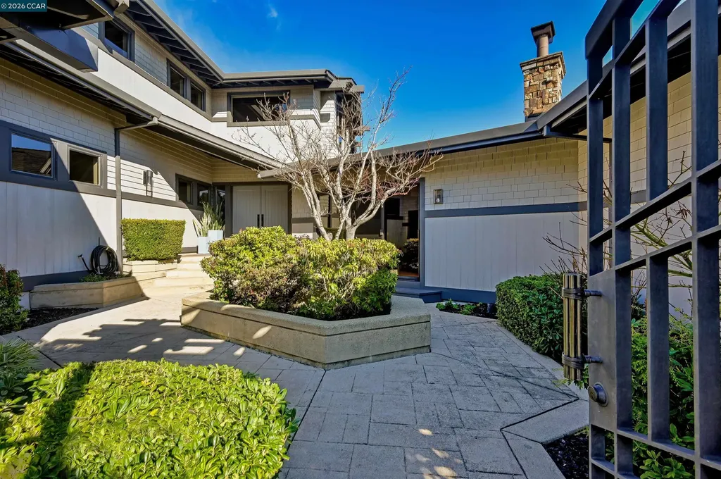 3284 Surmont Drive Lafayette CA 94549