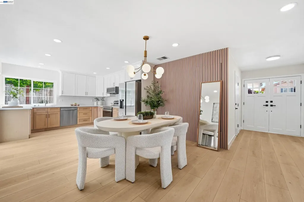 32419 Woodland Drive Union City CA 94587