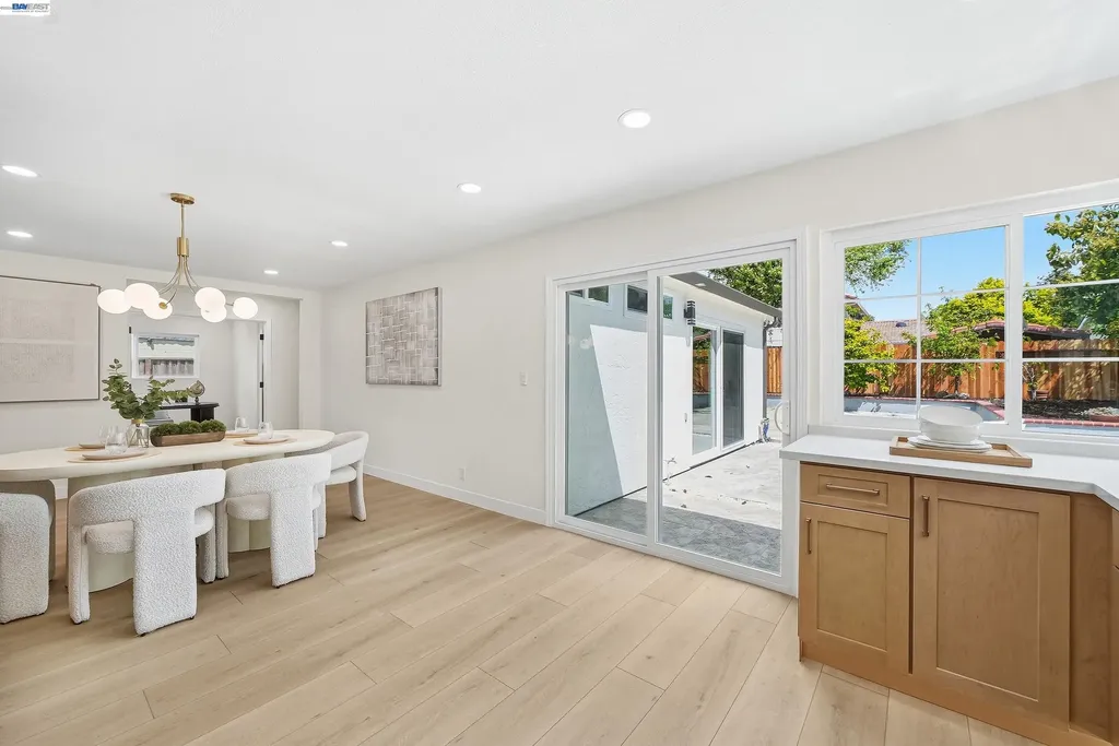 32419 Woodland Drive Union City CA 94587