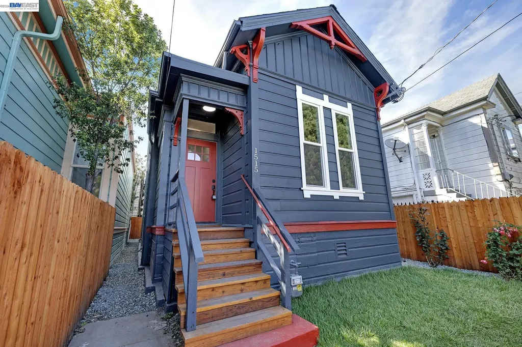 1515 Center Street Oakland CA 94607