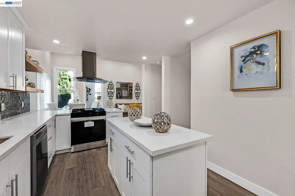 1515 Center Street Oakland CA 94607