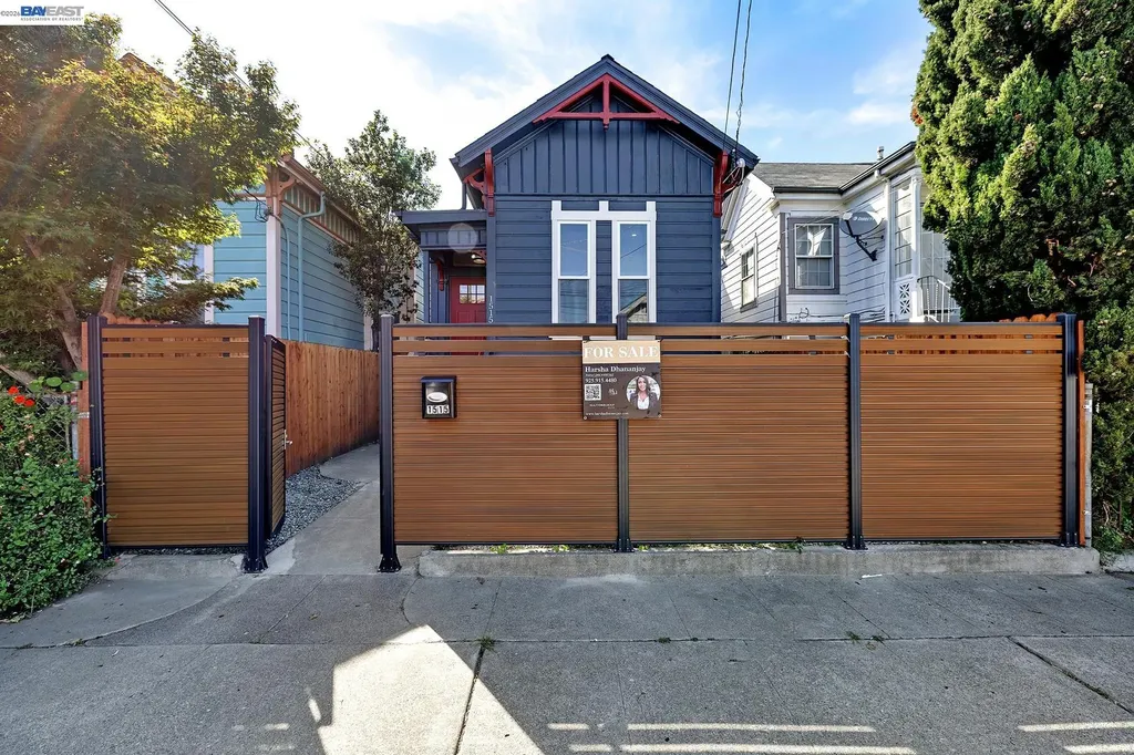 1515 Center Street Oakland CA 94607