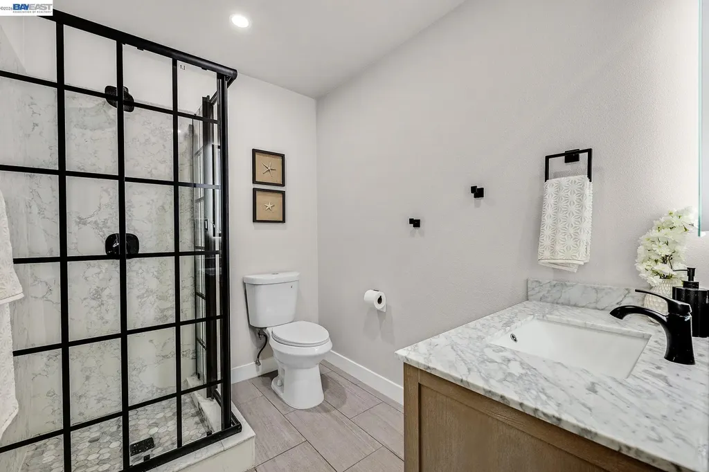 1515 Center Street Oakland CA 94607