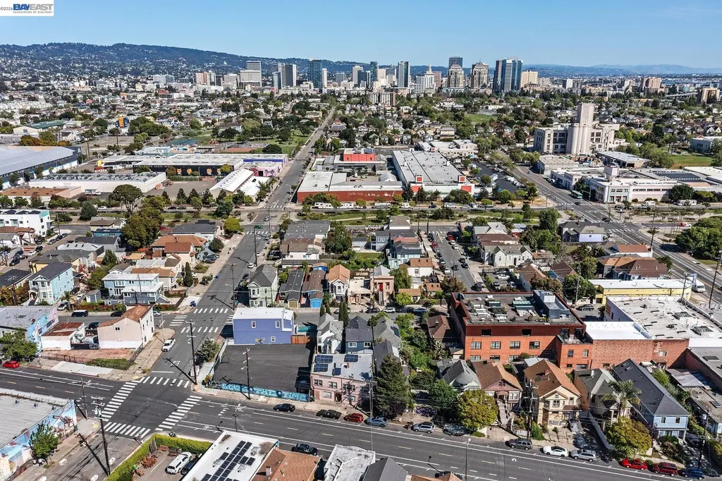 1515 Center Street Oakland CA 94607
