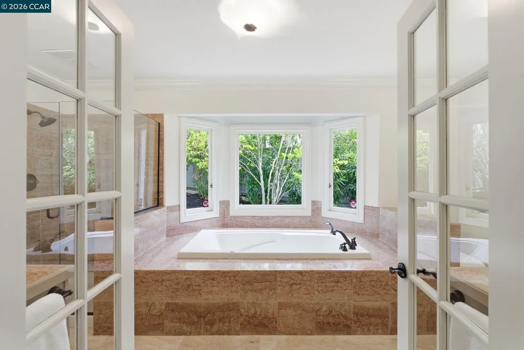 80 Tara Road Orinda CA 94563