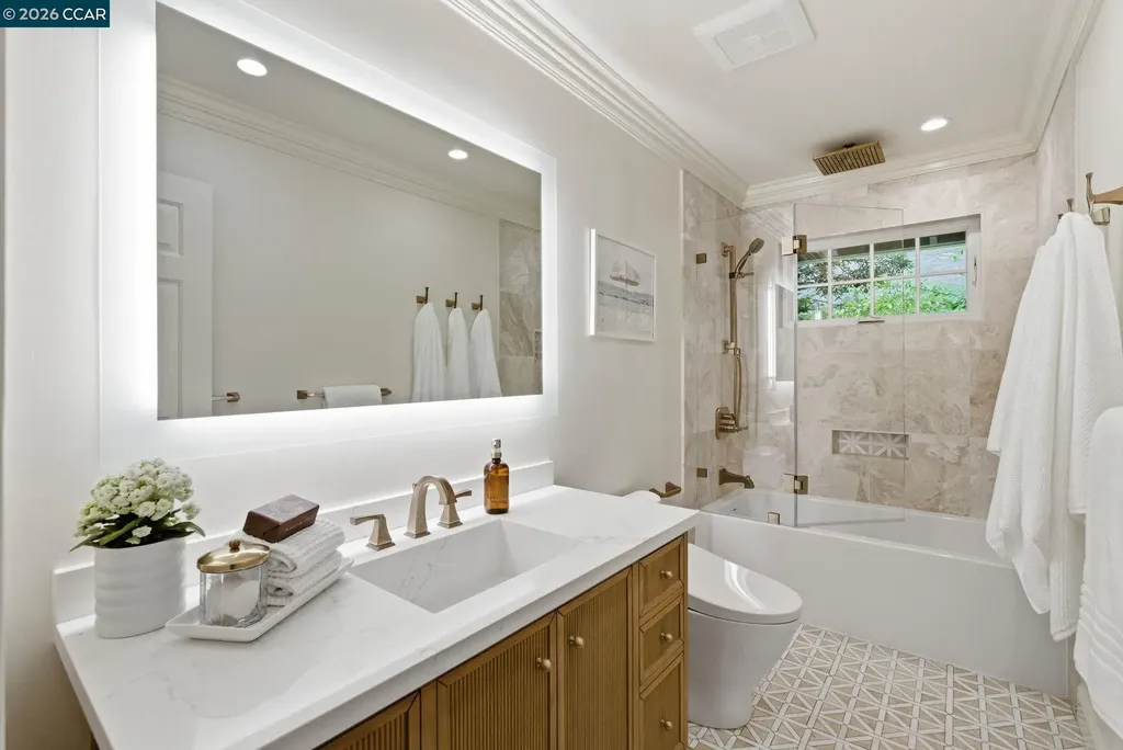 80 Tara Road Orinda CA 94563