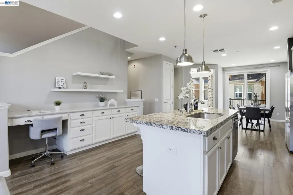 2332 Carbondale Way Dublin CA 94568