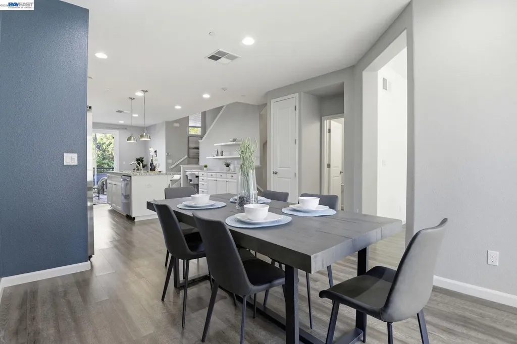 2332 Carbondale Way Dublin CA 94568