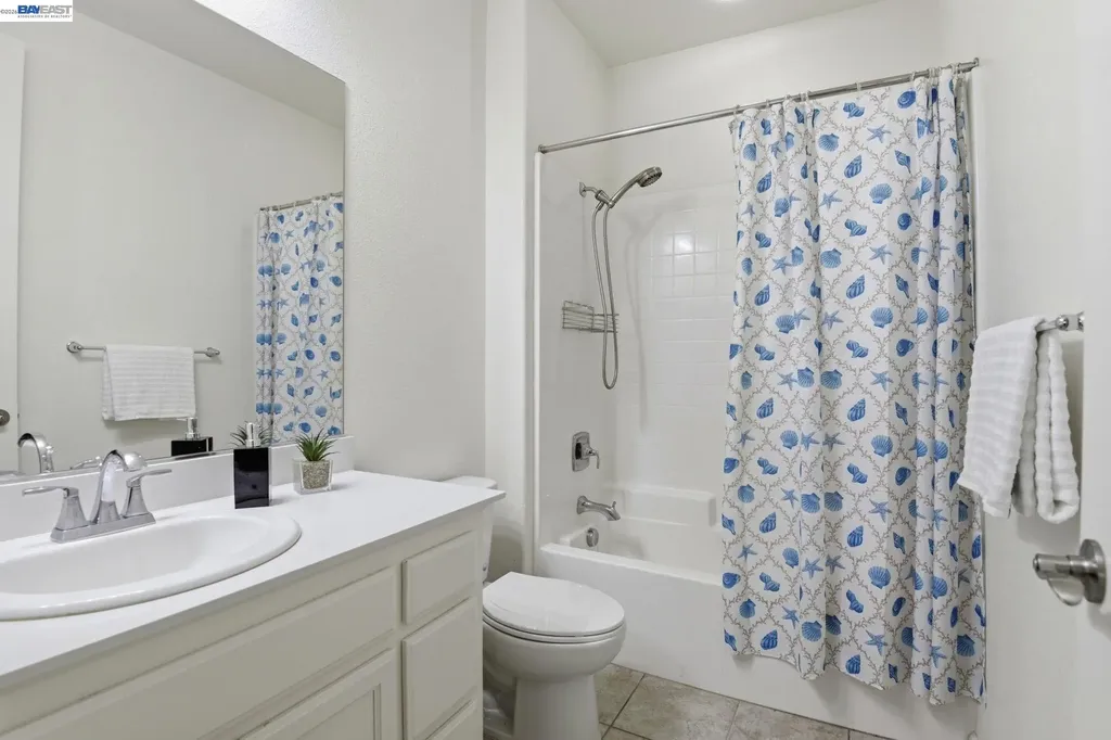 2332 Carbondale Way Dublin CA 94568
