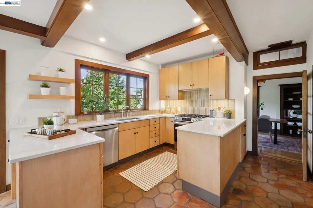 731 60th Street Oakland CA 94609